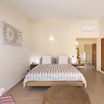 Nicola Holiday home *