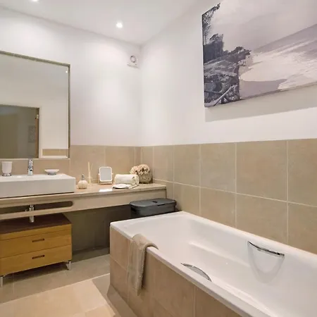 Nicola * Vale do Lobo